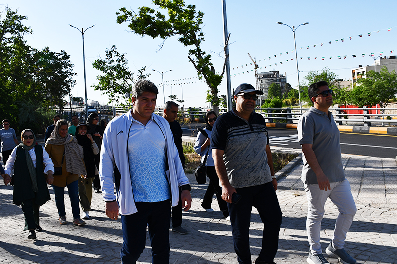 تصویر خبر برنامه پیاده روی به مناسبت هفته سلامت 