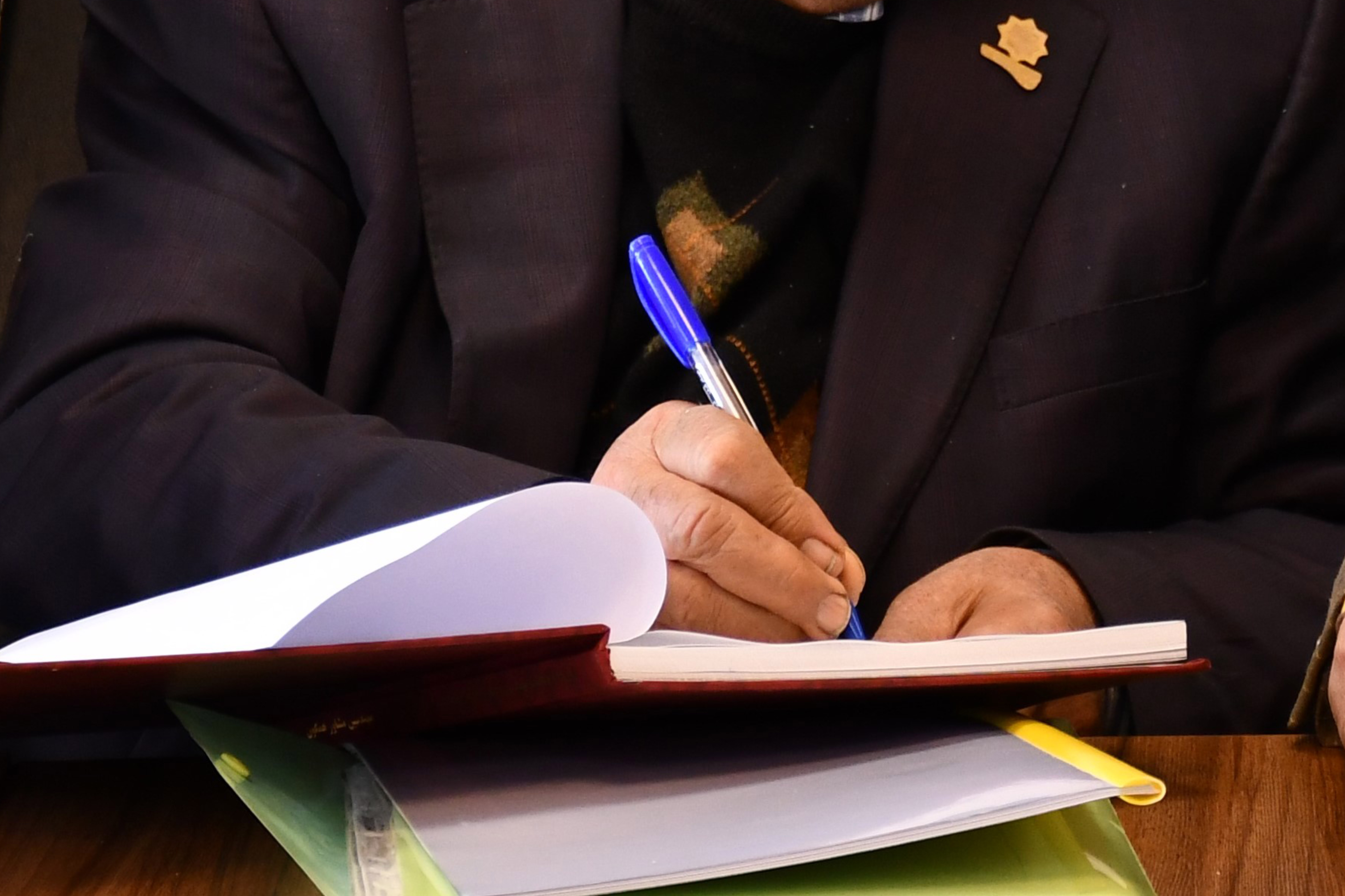 تصویر خبر عقد قرارداد اجرای مابقی سازه به ارزش 44 میلیارد تومان با متراژ بیست هزار متر مربع به مدت 14 ماه