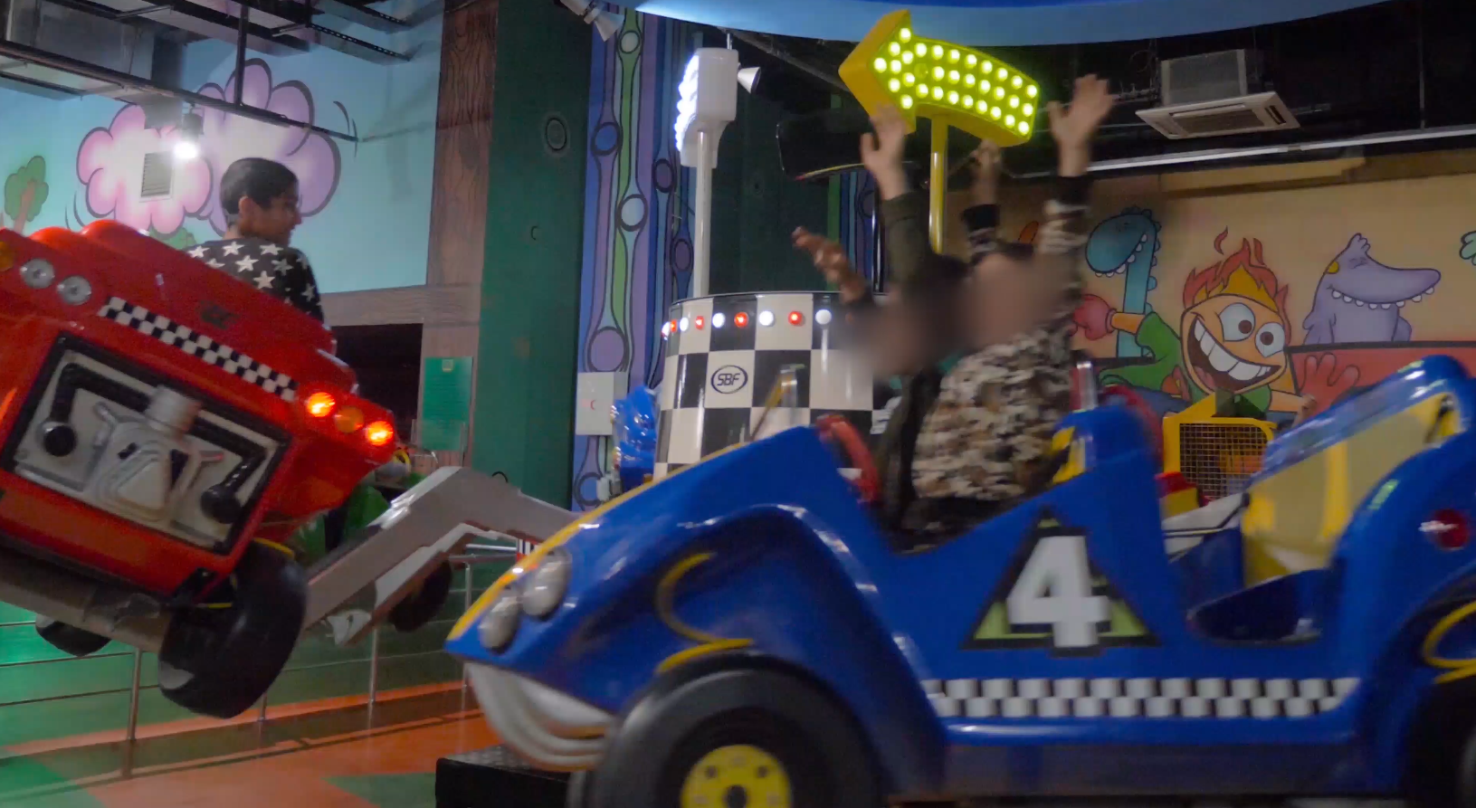 تصویر خبر کودکان کار در شهربازی زیتون شیراز