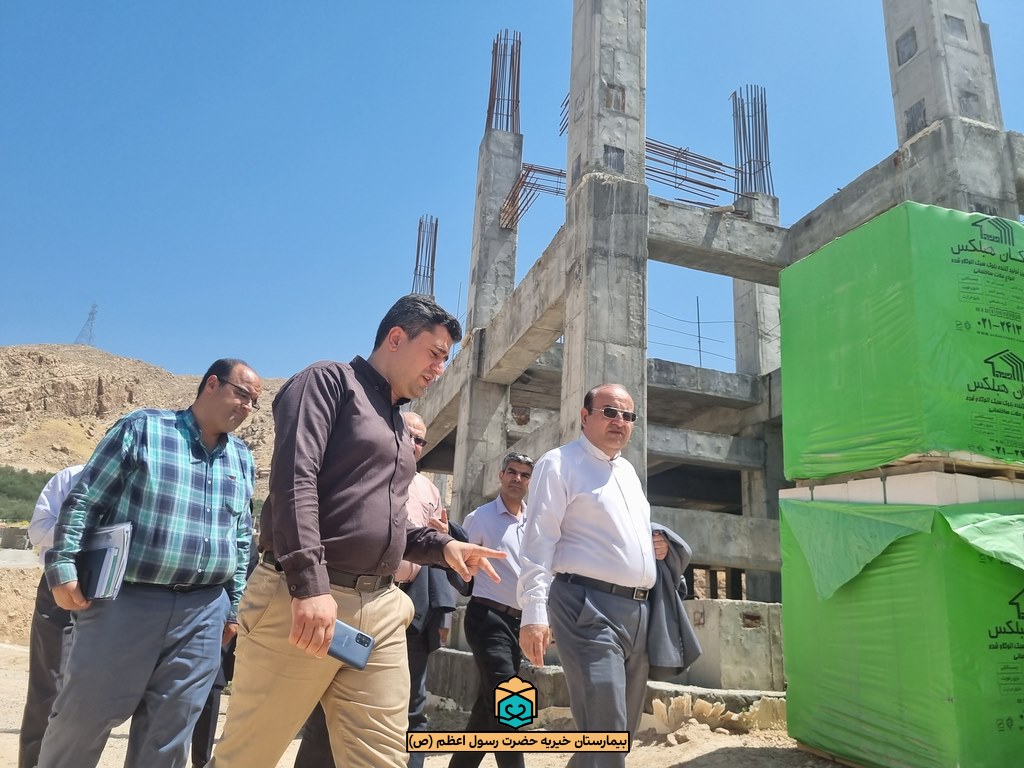 تصویر خبر بازدید مدیرعامل شرکت توزیع نیروی برق شیراز از پروژه