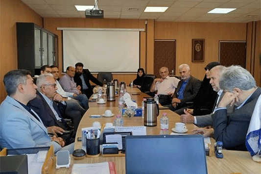 تصویر خبر بازدید اعضای شورای شهر شیراز و شهردار منطقه ی 11 شیراز طی دو روز از پروژه در حال ساخت بیمارستان خیریه حضرت رسول اعظم (ص)