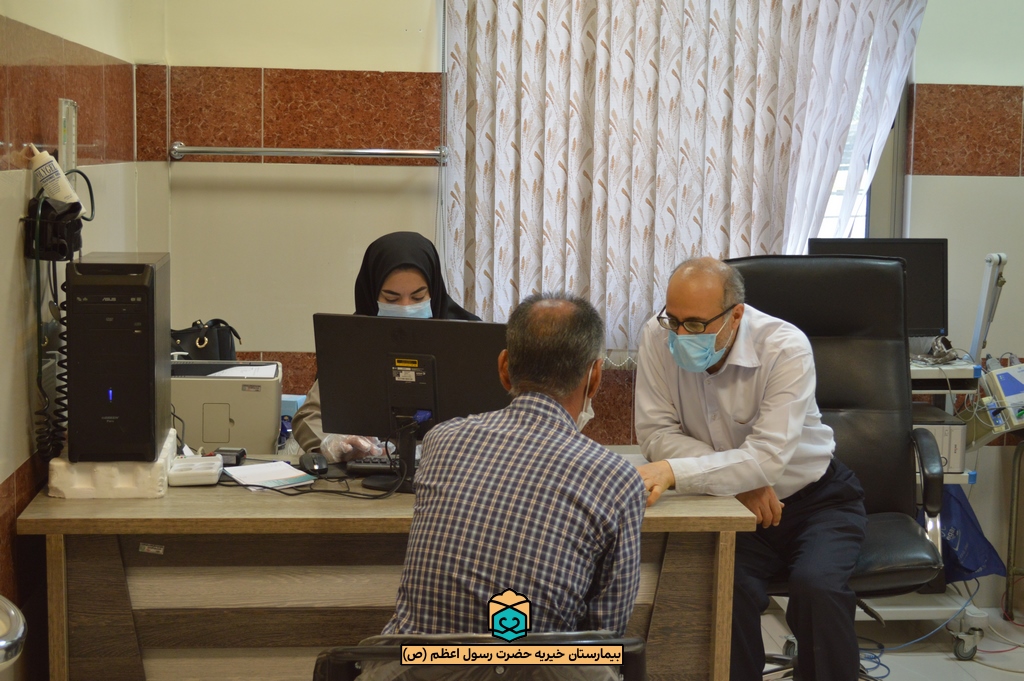 تصویر خبر ویزیت رایگان بیماران با حضور اساتید جامعه بسیج پزشکان